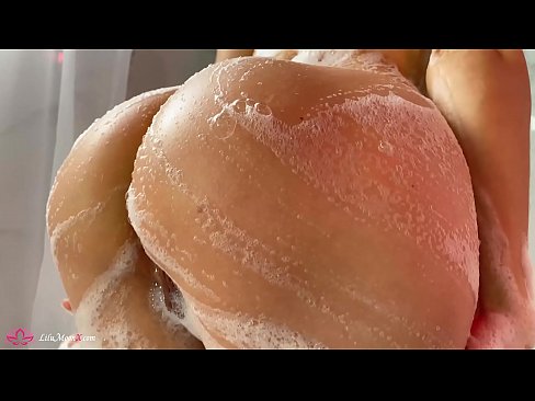 ❤️ Bruneta masturbuje kundu vibrátorem až k intenzivnímu orgasmu ve sprše Domácí porno u cs.credit-assorti.ru